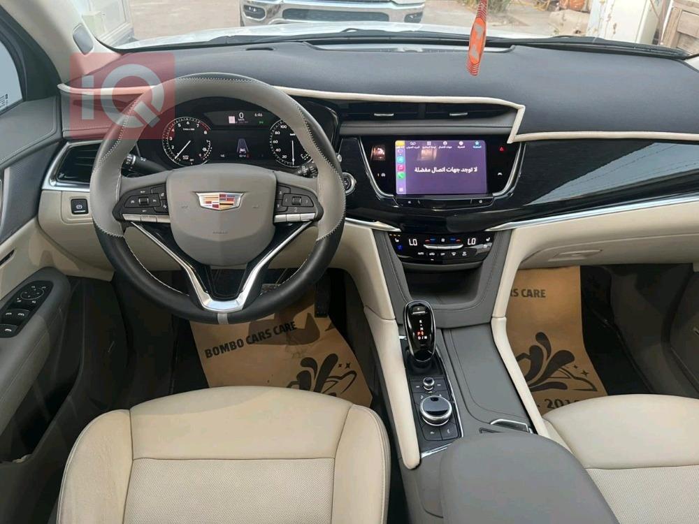 کادیلاک XT6